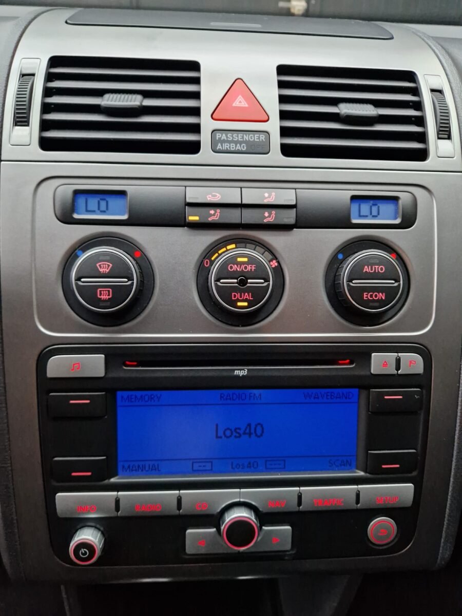 VOLKSWAGEN TOURAN 7 PLAZAS 2.0TDI 140CV