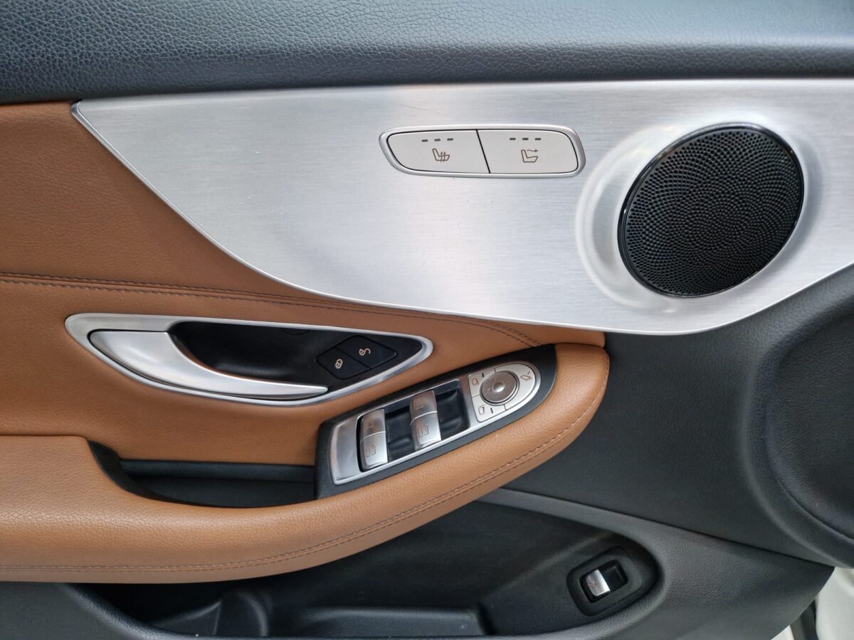 MERCEDES CLASE C 220D 174CV