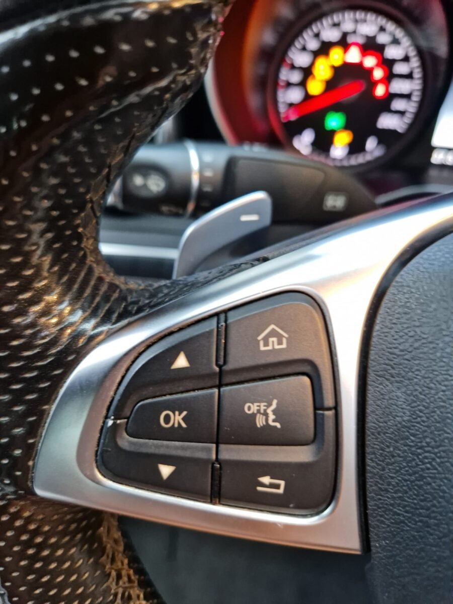MERCEDES CLASE C 220D 174CV