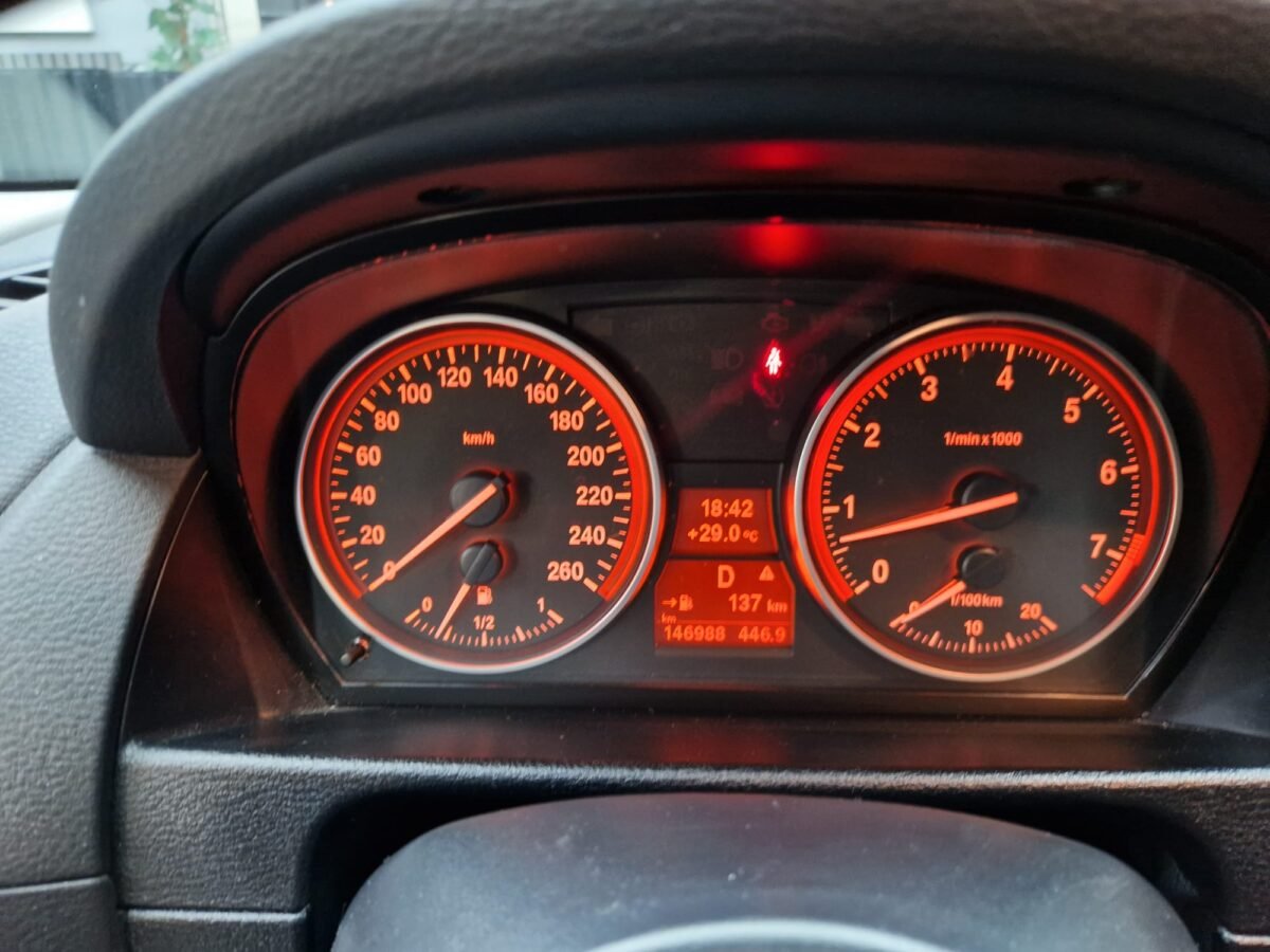 BMW X1 3.0i 218CV