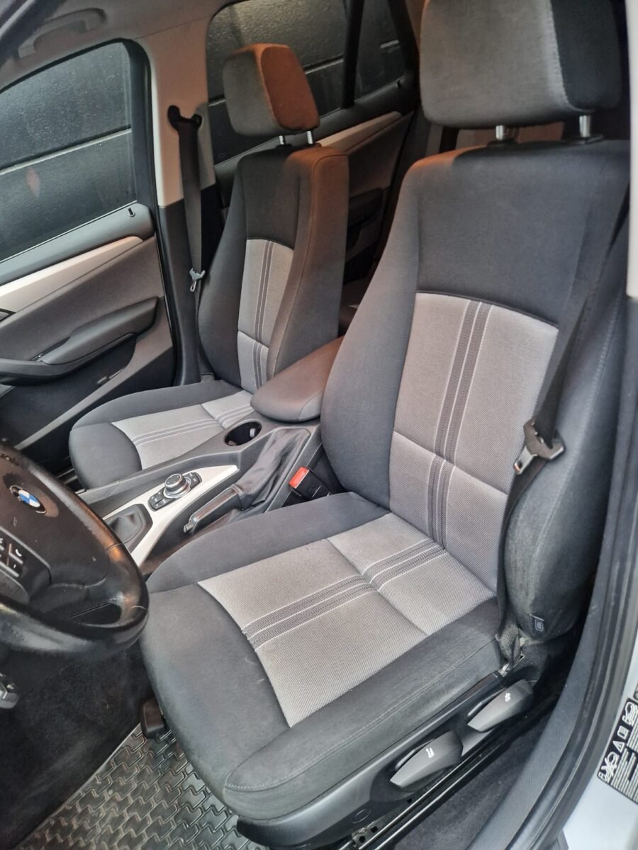 BMW X1 3.0i 218CV