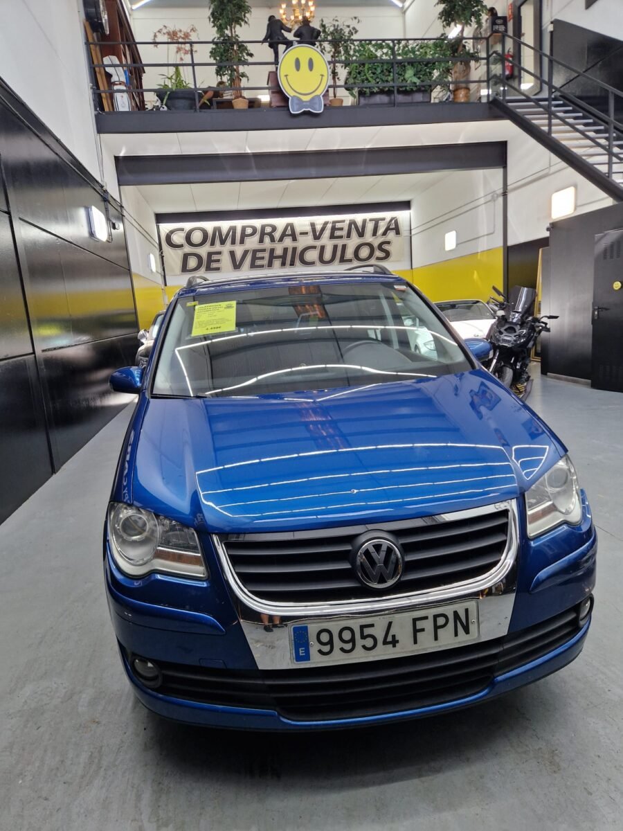 VOLKSWAGEN TOURAN 2.0 TDI 140CV