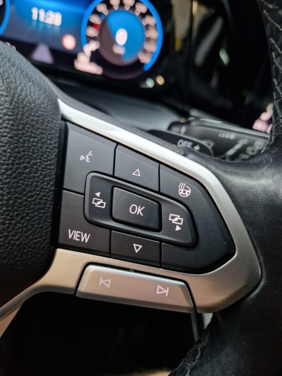 VOLKSWAGEN GOLF VIII 2.0TDI 115CV