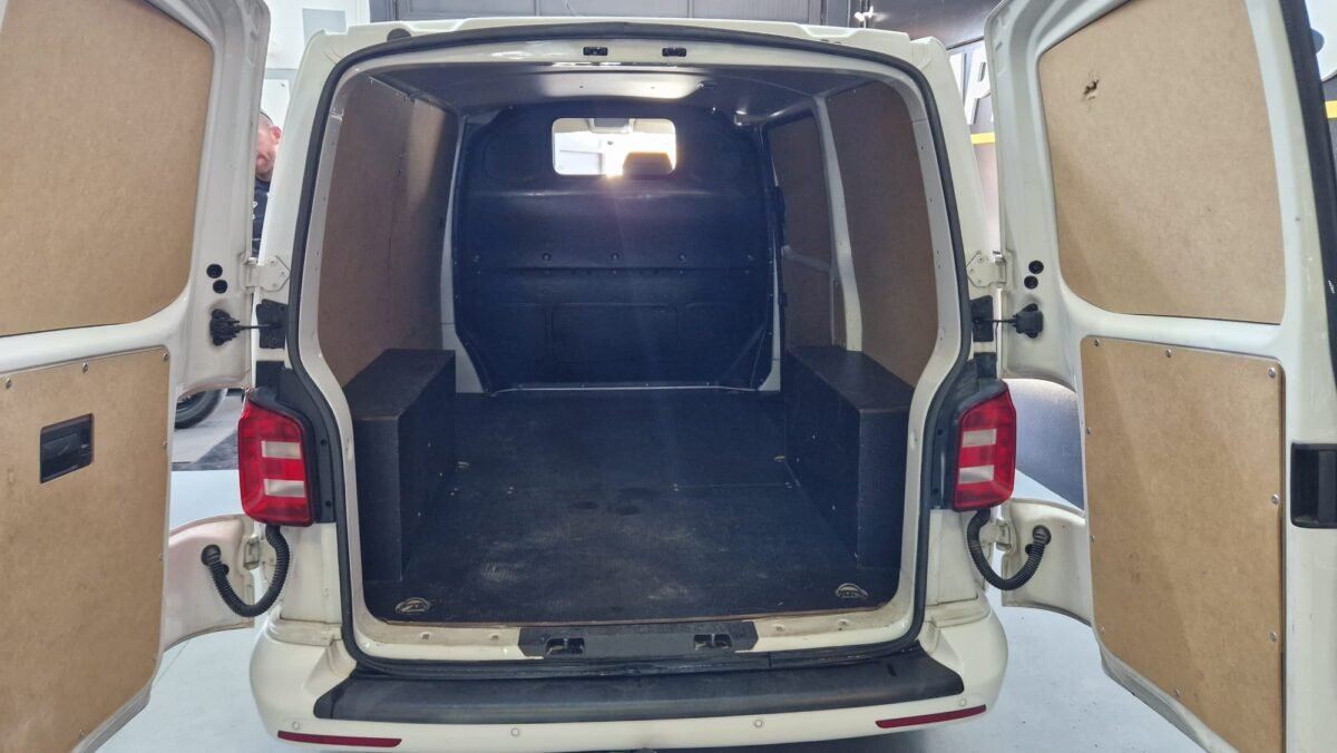 VOLKSWAGEN TRANSPORTER 2.0TDI 105CV