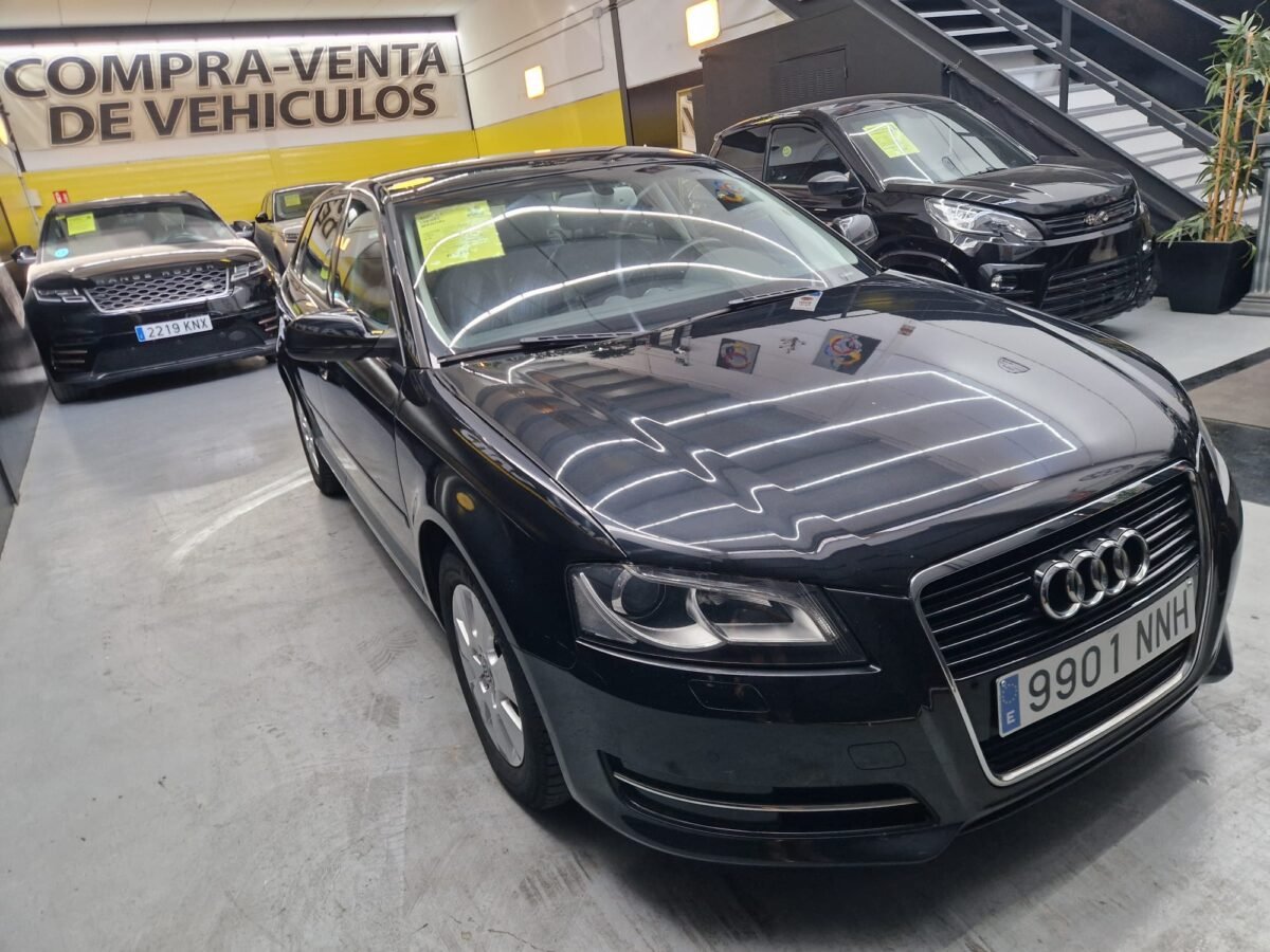 AUDI A3 SPOTBACK 1.6TDI 105CV