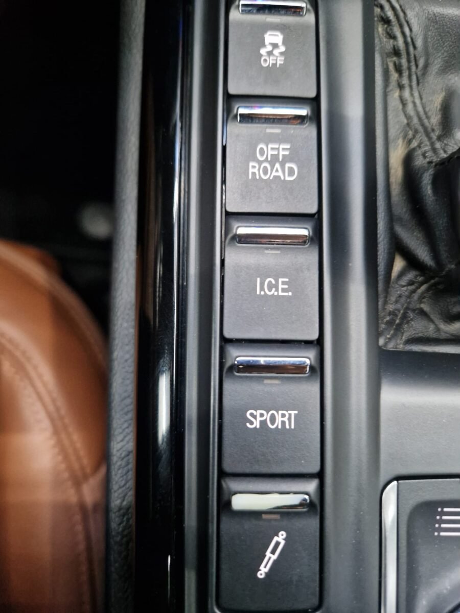 MASERATI LEVANTE 3.0 V6 350CV