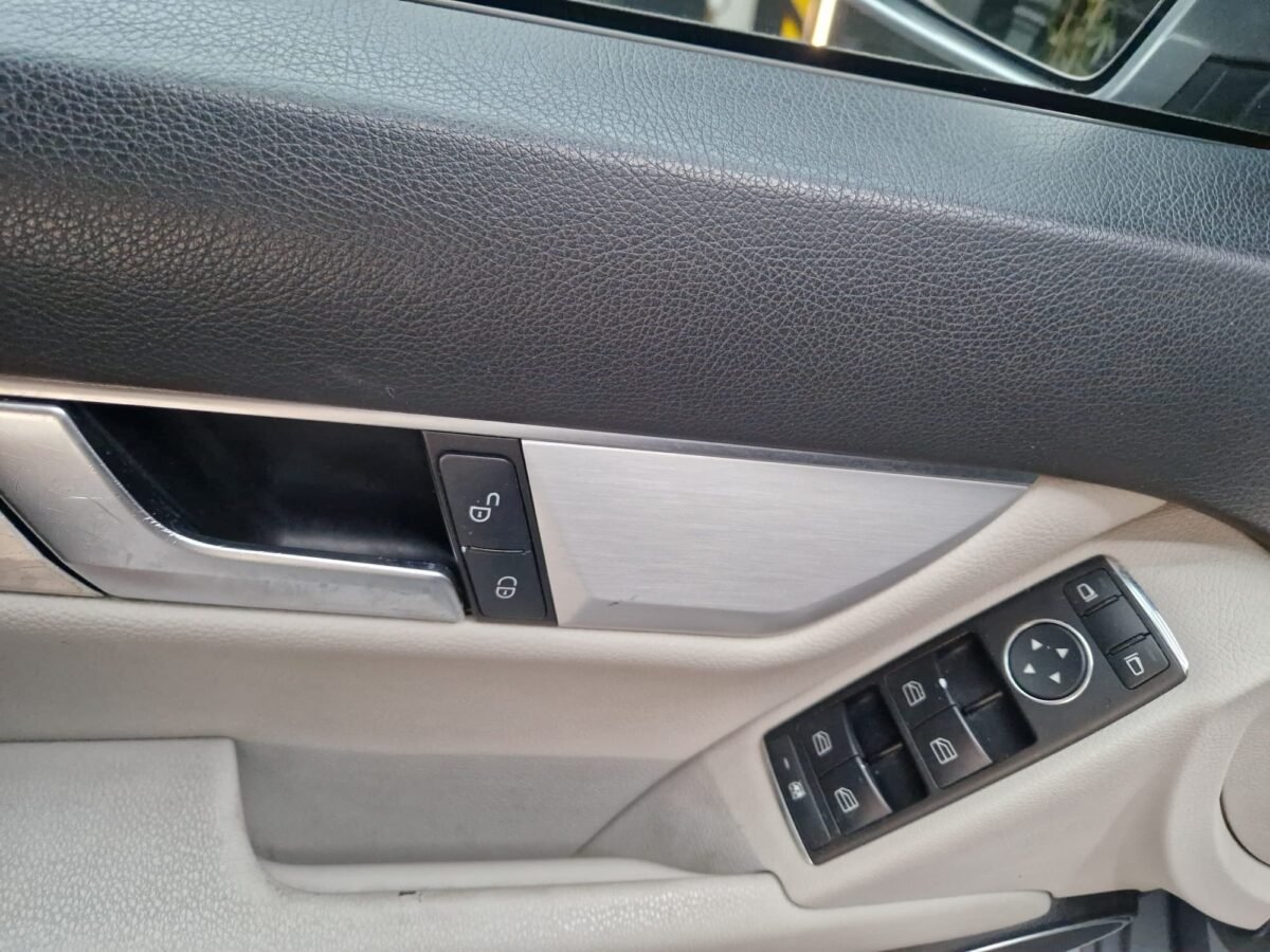 MERCEDES CLASE C 180 CDI FAMILIAR 2.2CDI 120CV