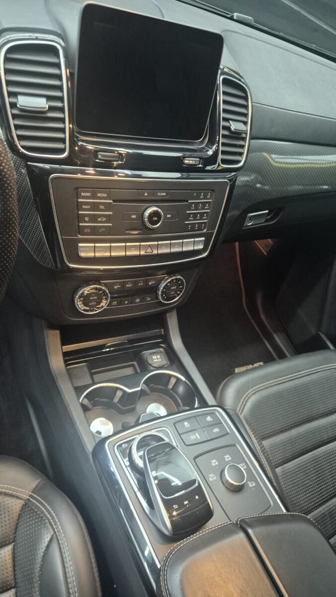 MERCEDES GLE 63S COUPE AMG V8 BI TURBO