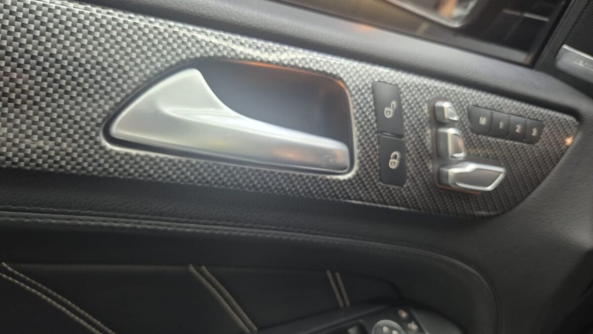 MERCEDES GLE 63S COUPE AMG V8 BI TURBO
