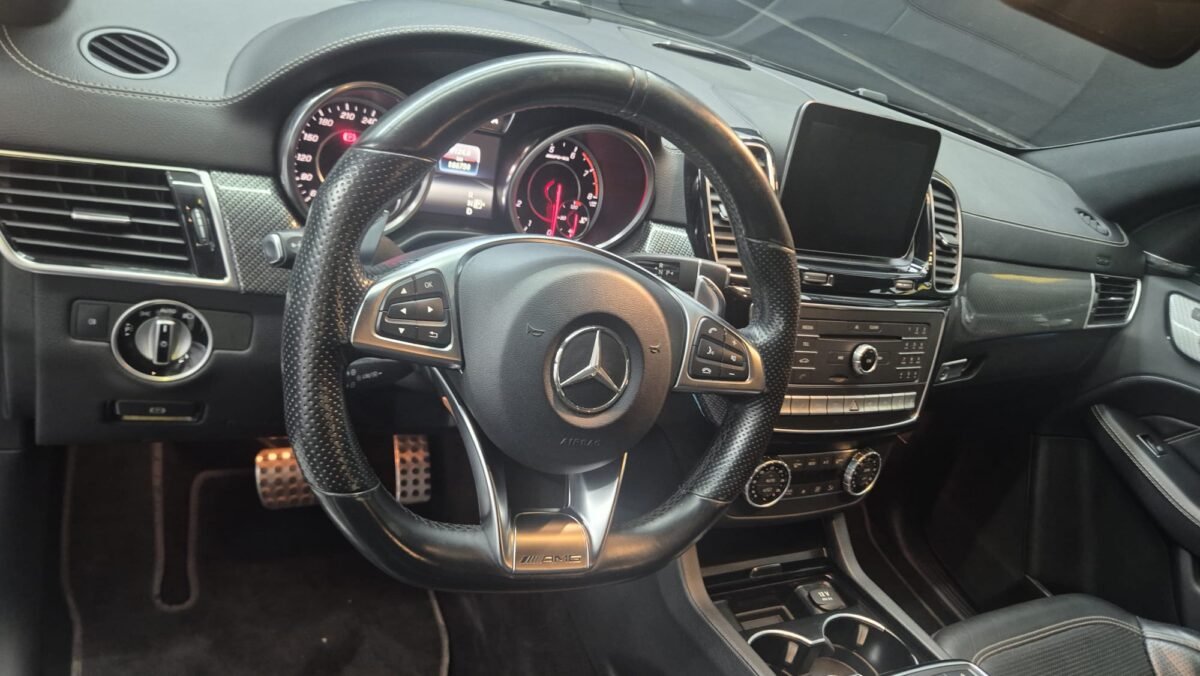 MERCEDES GLE 63S COUPE AMG V8 BI TURBO