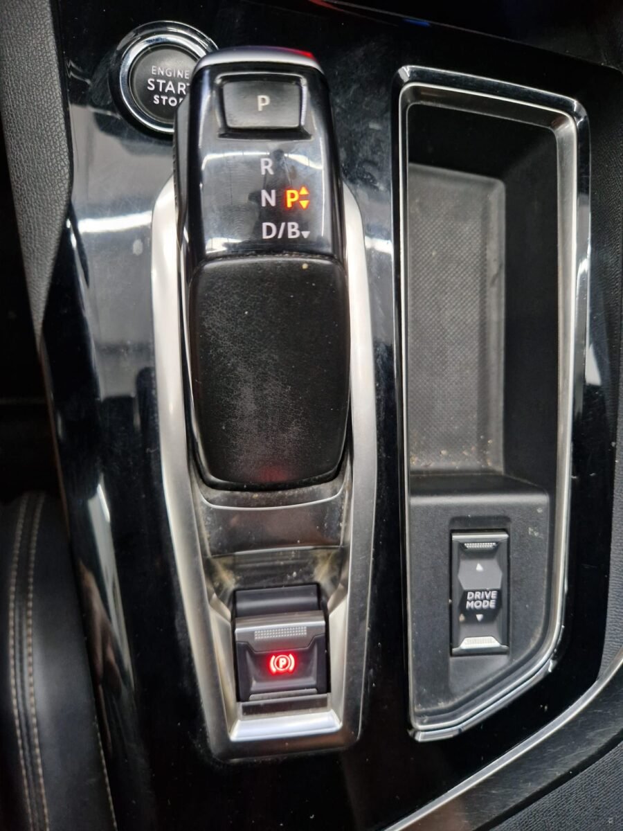PEUGEOT 3008 GT 1.6 180CV